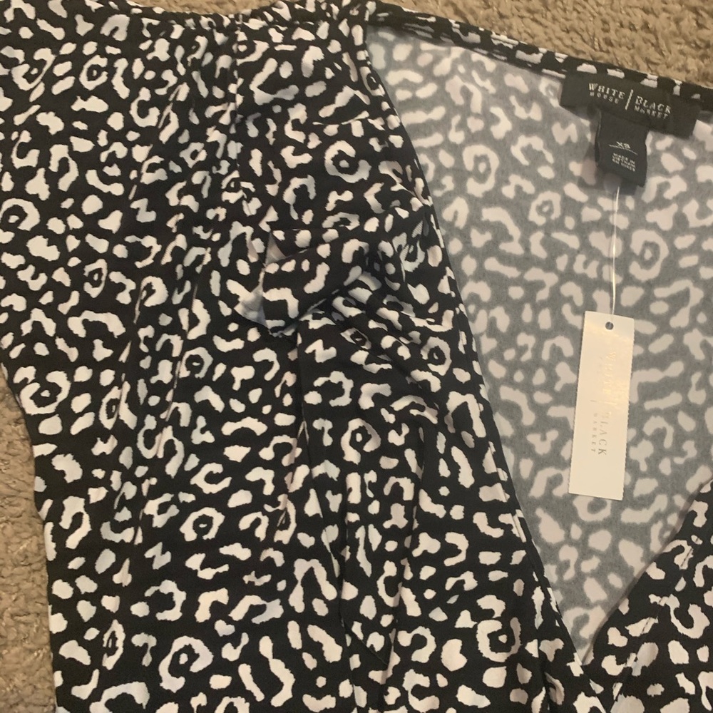 NWT White House Black Market Blouse XS - Picture 4 of 6